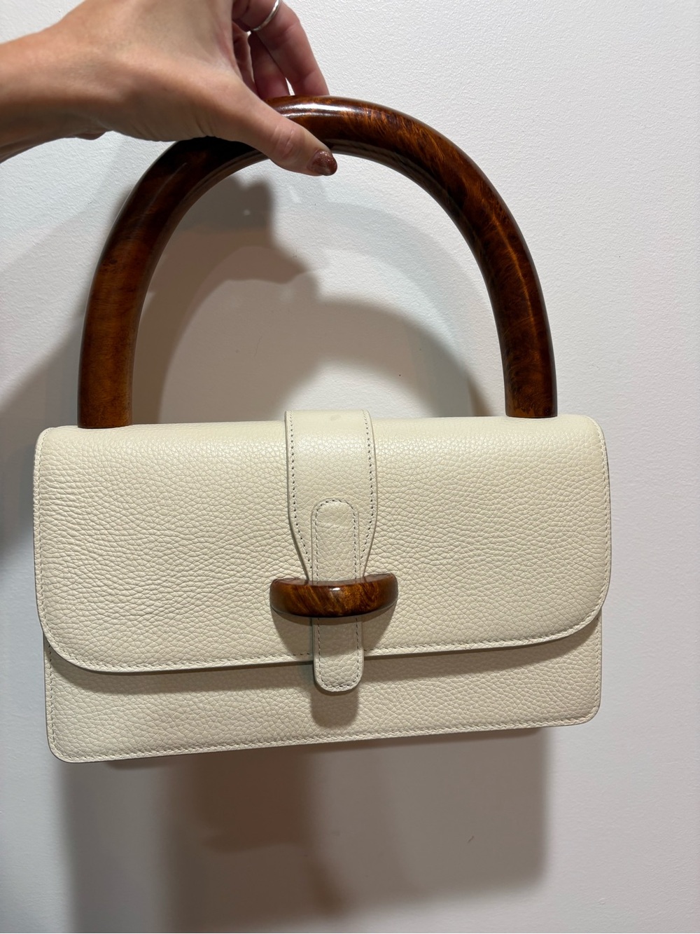 Rare Cult Gaia Tate Wooden Top Handle EUC
